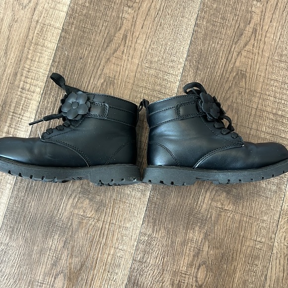 ✨2 PAIRS OF GIRL BOOTS✨ - Picture 10 of 14